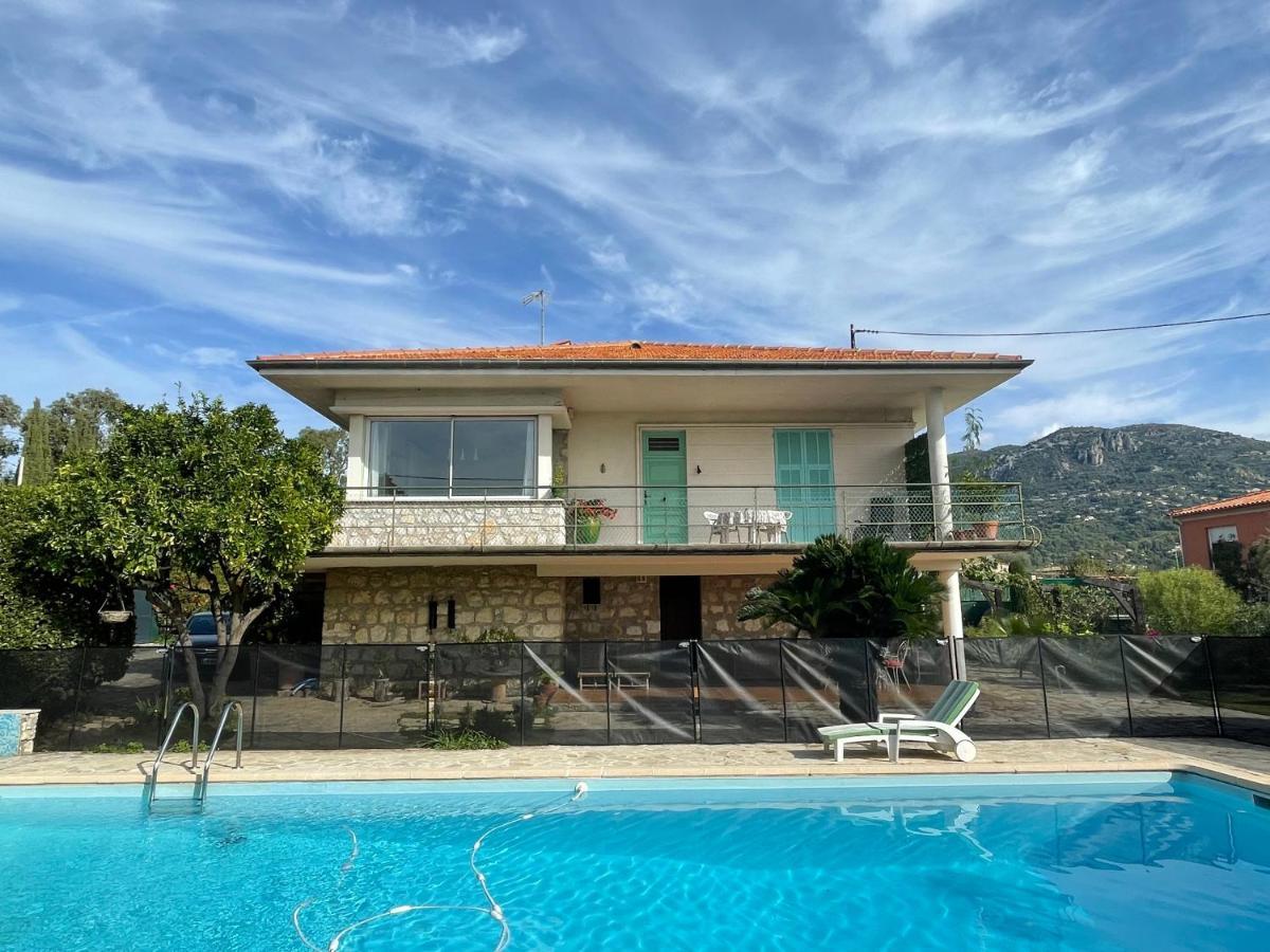 Bas De Villa Avec Acces Piscine Pres De Nice Cannes Monaco Carros Exterior foto