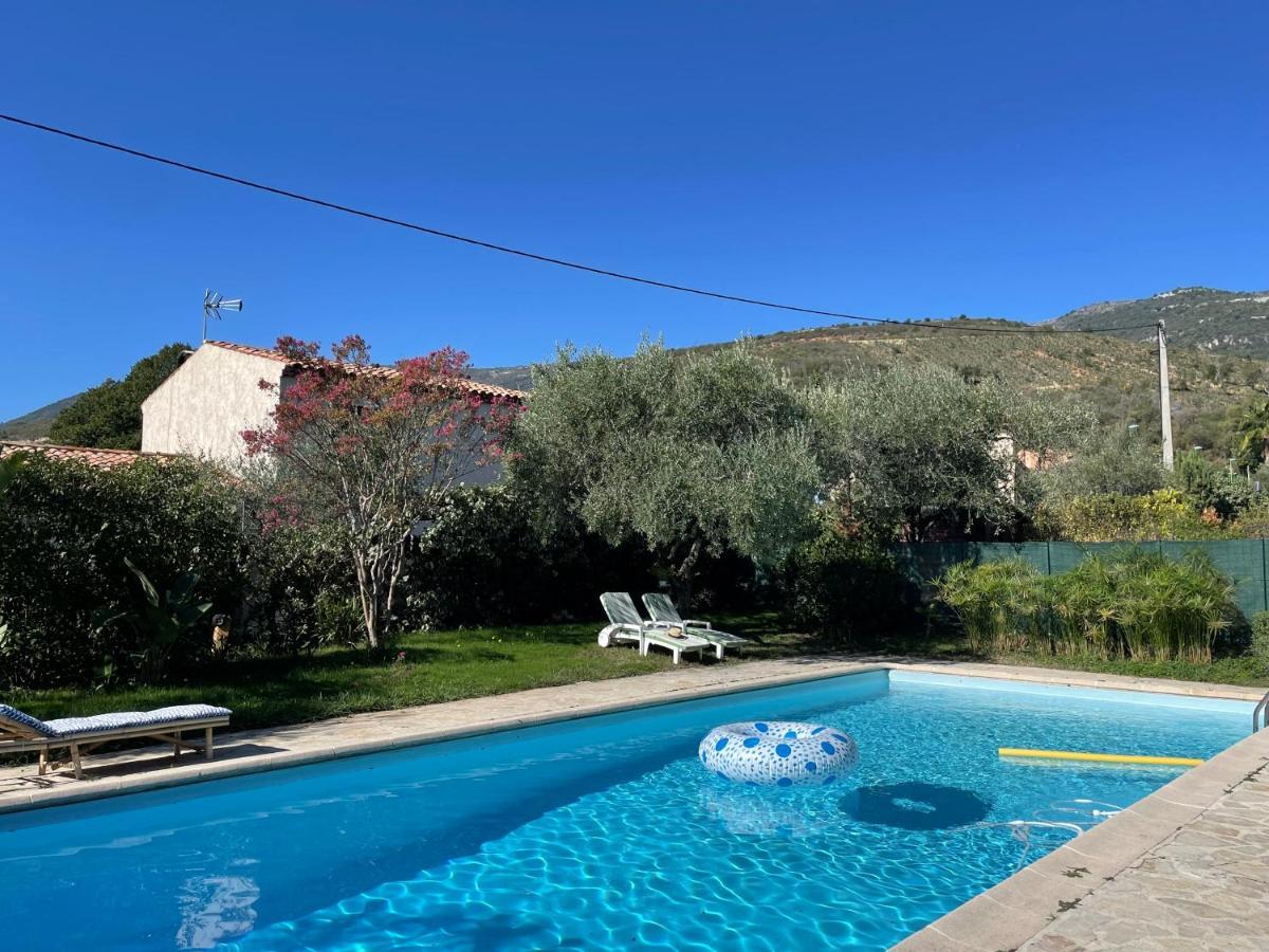 Bas De Villa Avec Acces Piscine Pres De Nice Cannes Monaco Carros Exterior foto